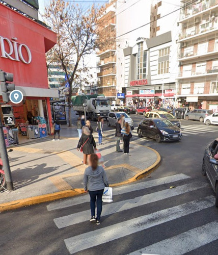 Imagen 4 de 5 de Local En Alquiler En Galería Sobre Av. Avellaneda, Zona Flores, Sin Garantía