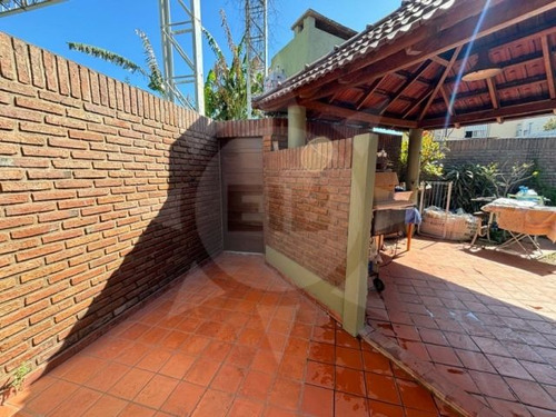 Casa En Venta, 3 Dormitorios