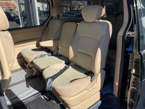 Imagen 11 de 15 de Hyundai H1 2.5 Premium 1 170cv At 2013 2234003316