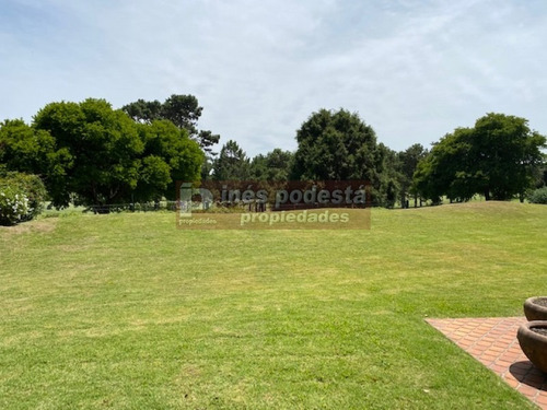 Golf Sobre La Cancha!!! Excelente Calidad De Construcción- Ref: 854