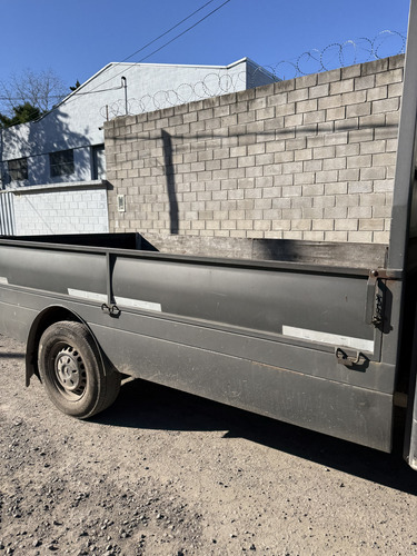 Con Caja, Cámara De Retroceso, Excelente Estado Y Cuidado