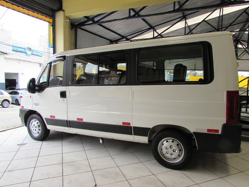 Fiat Ducato 2014 Usada Branca Passageiro
