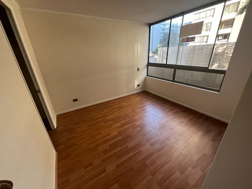 Amplio Departamento Carmen 602/2d/bodega. Estac. Opcional