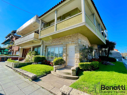 Casa En Venta En Barrio Naon