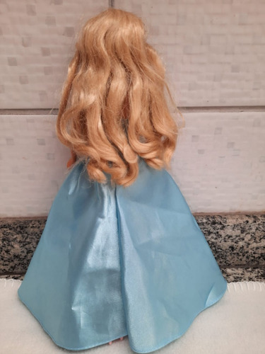 Boneca Bárbie Collector Bela Adormecida Olhos De Dormir (Usado)