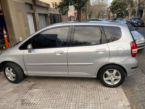 Imagen 9 de 25 de Honda Fit 1.4 Lx 2005