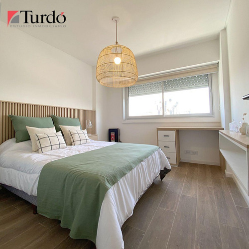 Venta Departamento 2 Ambientes En Zona Plaza Colón, Mar Del Plata.