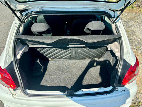 Peugeot 207 1.4 Active Flex 5p