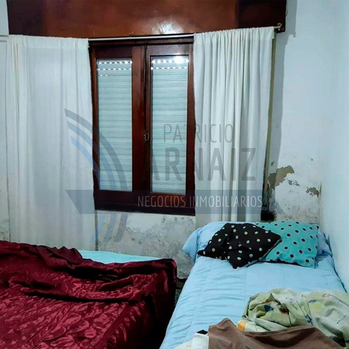Se Vende Propiedad En Del Carril Frente A La Plaza Principal.