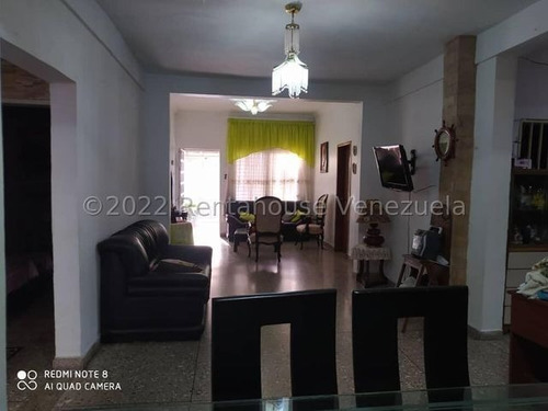 Imagen 8 de 30 de Casas En Venta En La Concordia Cod # 23-3742 Negociable! Información Comunícate 412-1498654 Katty Vasquez. Mejor Precio, Oportunidad, Inversión, Moderna, Remodelada, Amplia, Espaciosa,hermosa!!!!!!!!