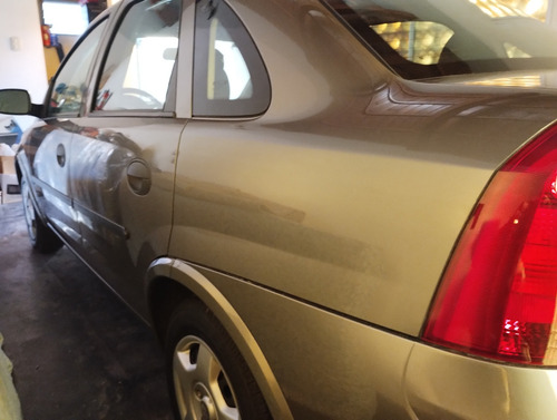 Chevrolet Corsa 1.8 Gl Pack 1