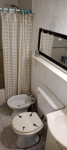 Deoartamento 2 Amb Por Escalera. En Venta En Villa Crespo