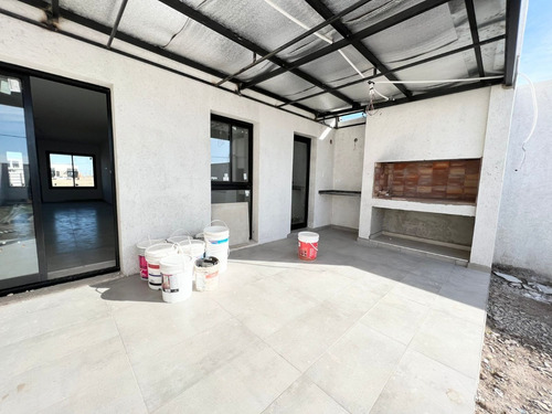 Imagen 23 de 27 de Venta Duplex En Docta. 3 Dorm.. Vista A Las Sierras. Calefaccion Central