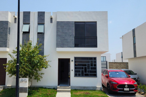 Invierte En Calidad De Vida: Casa Moderna En Villas Del Campo