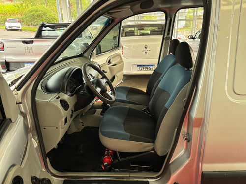 Renault Kangoo Furgão 1.6 Advanced 16V Sce 2P Bi-Combustible