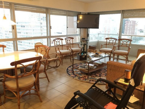 Venta De Apartamento 3 Dormitorios En Península