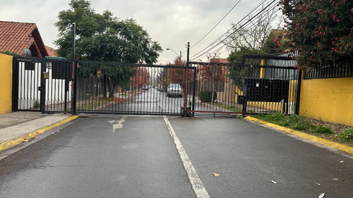 Hermosa Casa En Venta Av. La Florida Rojas Magallanes!