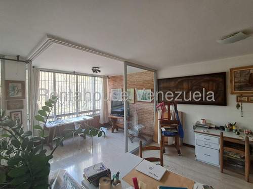 ¡amplio Apartamento En Venta, Una Excelente Distribución Completamente Aprovechable, Grandiosa Oportunidad De Inversión! - San Bernardino - Luis Gomez - Mls #25-16552