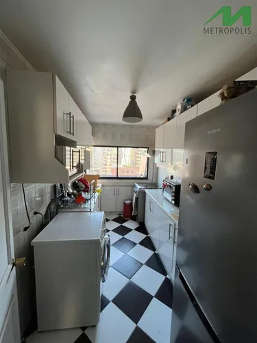 Departamento En Arriendo De 2 Dorm. En Las Condes
