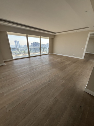 Ph En Venta Y Renta En Dos Niveles Con Terraza En Encinares