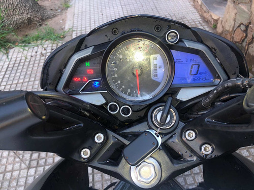 Bajaj Rouser Ns200