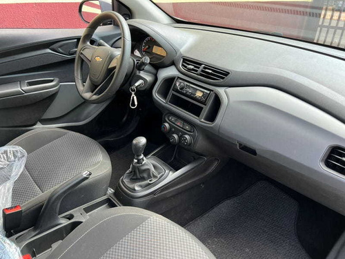 Imagem 8 de 10 de Chevrolet Onix 1.0 Joy 8v Flex 4p Manual