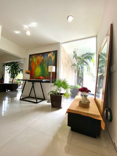 Imagen 2 de 29 de Casa En Venta En Valle Real.