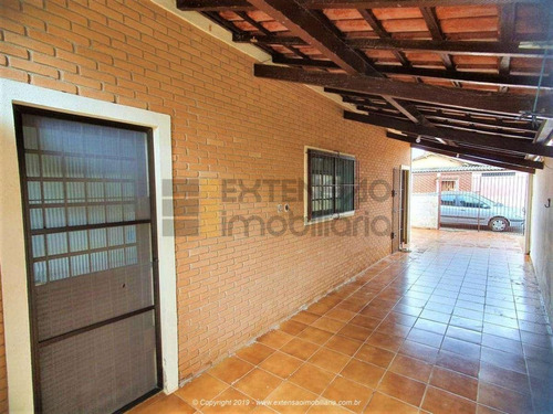 Imagem 3 de 10 de Casa Com 02 Dormitórios E 70m² - 172017