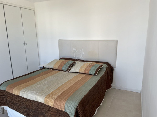 Imagen 20 de 24 de Zona Mansa A 150 Metros De La Playa - Consulte !!!!!!! - Punta Del Este Mansa