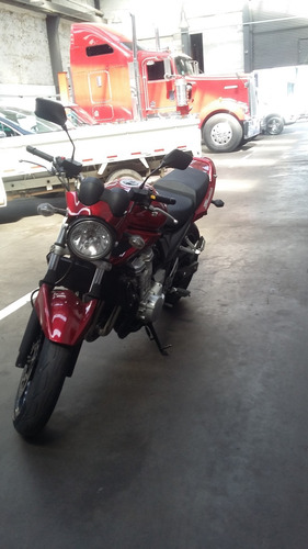 Suzuki Bandit 650 Usada - Motos M R