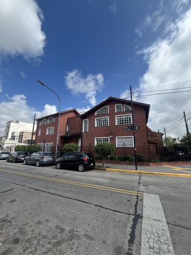 Casa En Venta En Mataderos