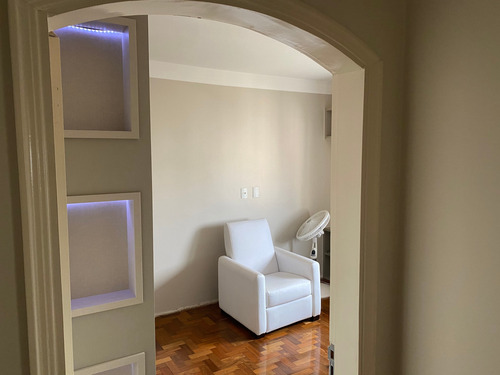 Apartamento À Venda Na Avenida Benjamin Constant, Centro, Campinas - Sp - Liv-10102