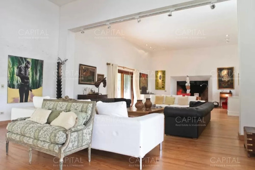 Venta De Mansion En Golf De Punta Del Este