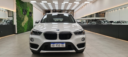 Imagen 2 de 9 de Bmw X1 2017 2.0 Sdrive 20i Sportline 192cv