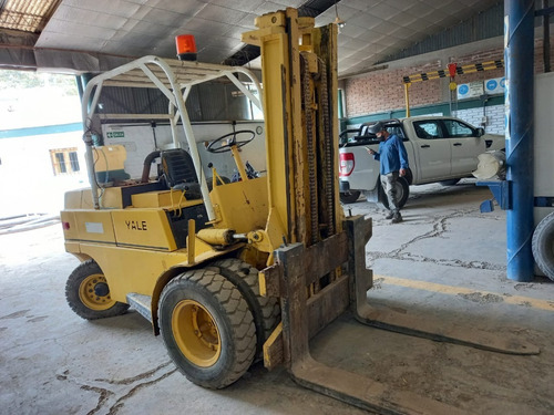 Autoelevador Yale