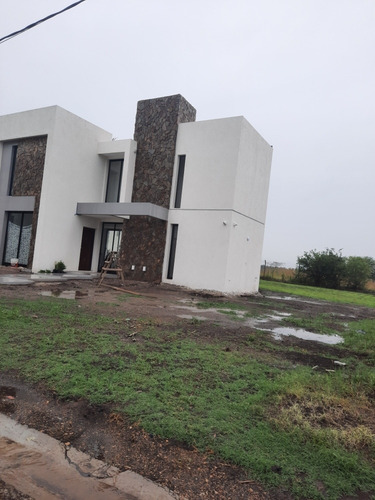 Imagen 7 de 10 de Mano De Obra Us 200 Xmtrocuadrado
