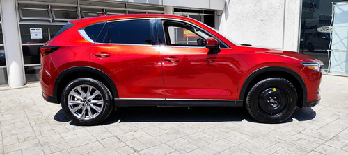 Mazda Signature 2020