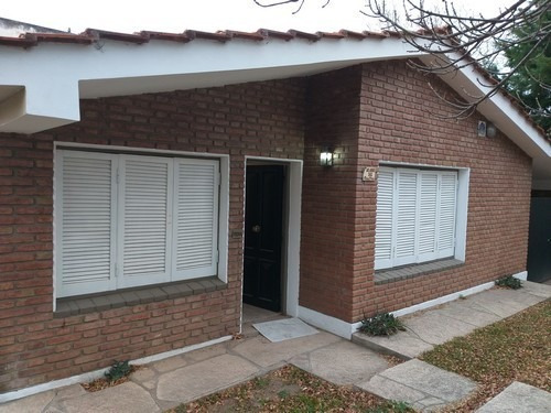 Imagen 1 de 13 de Vendo Casa En Villa Carlos Paz