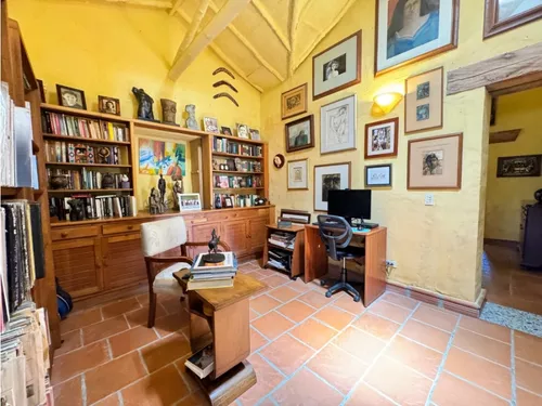 Venta Lote De 19.600 M² En La Ceja Con 3 Viviendas, Sector Chaparral
