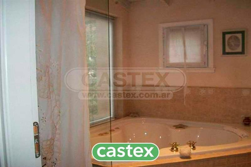 Imagen 8 de 28 de Casa De Cuatro Ambientes En Venta Con Renta En La Lomada De Pilar
