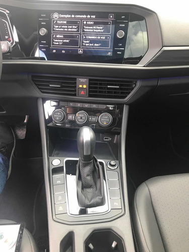 Volkswagen Jetta 2020 1.4 Comfortline 250 Tsi Flex Aut. 4p