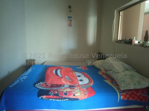 Imagen 17 de 30 de Casas En Venta Cabudare El Amanecer, Arnaldo J. López Tlf. 04245257450 Codigo 22-8414 Lara, Venezuela