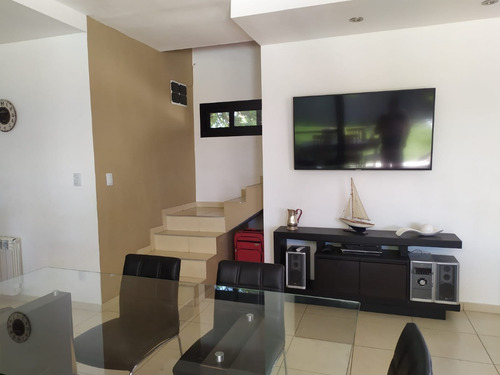 Imagen 6 de 19 de Se Vende Casa + Las Cañitas Barrio Privado + 3 Dormitorios
