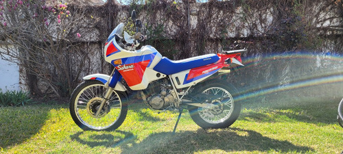 Imagen 1 de 15 de Honda Sahara Nx 350