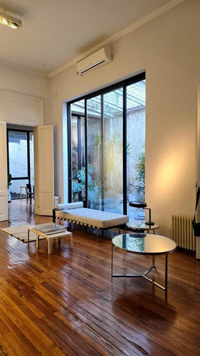 Exclusiva Residencia En San Telmo Con Local Comercial