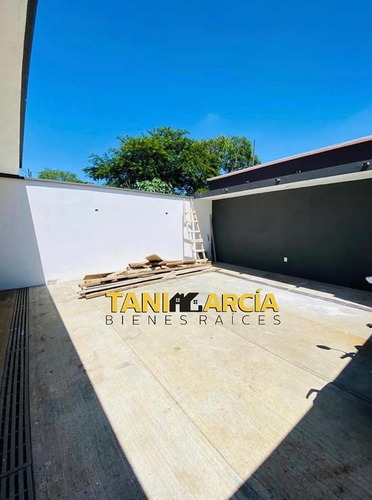 Imagen 3 de 12 de Hermosa Casa Nueva Estilo Unico Y Diferente En Cordoba