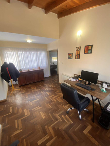 Imagen 17 de 23 de Casa En Venta De 4 Dormitorio Jardines Del Jockey