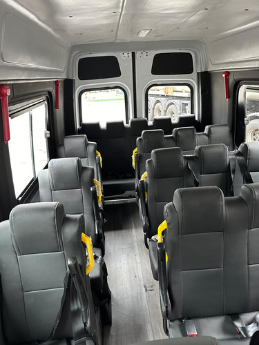 Mercedes-Benz Sprinter 2.0 Vidrado 517 Cdi Rd Extra Longo Teto Alto 15,3M3 5P Diesel