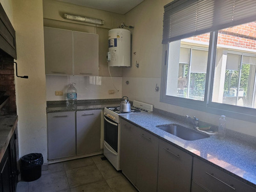 Venta Departamento 3 Ambientes Con Cochera Adrogue