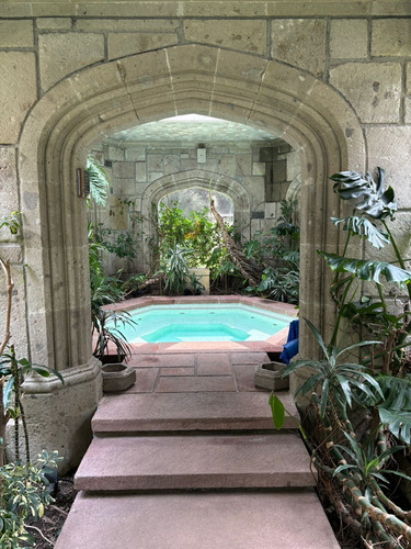 Bosque 6060, Departamento En Venta Con 3 Rec. Y 260 M2 De Construcción